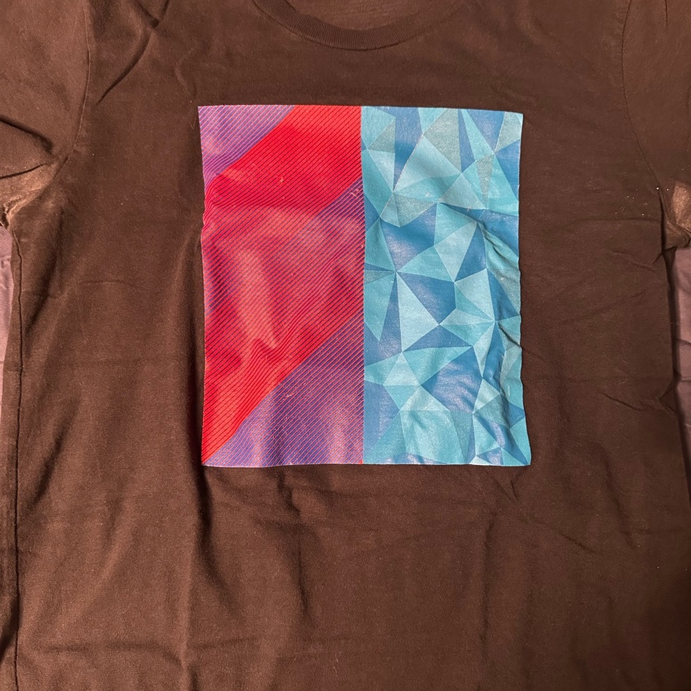 Geometric Graphic T-Shirt